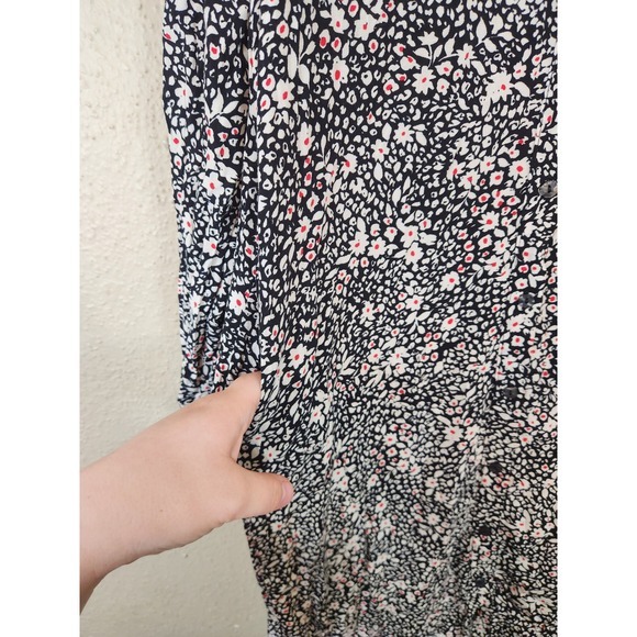 Time‎ and Tru Floral Midi Dress Pockets Long Sleeve Button Front Casual Black S - Picture 3 of 7